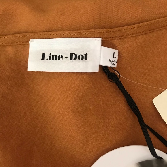 Line & Dot Lt Brown Off Shoulder Long Sleeve Top - Picture 6 of 7